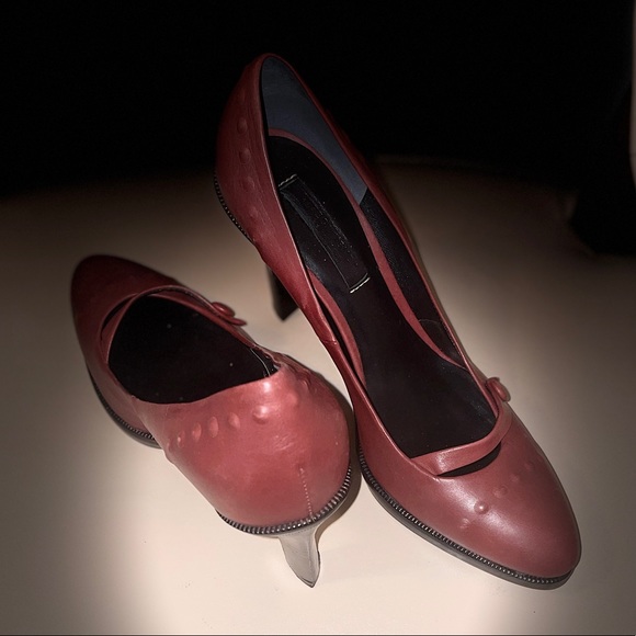 Bottega Veneta Mary Jane Leather Pump Heels in Dark Rose and Black • Size: 36.5 - Picture 11 of 14